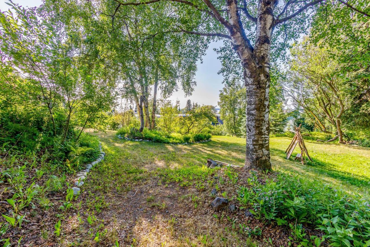Downtown Contemporary Cove Villa Anchorage Exterior photo
